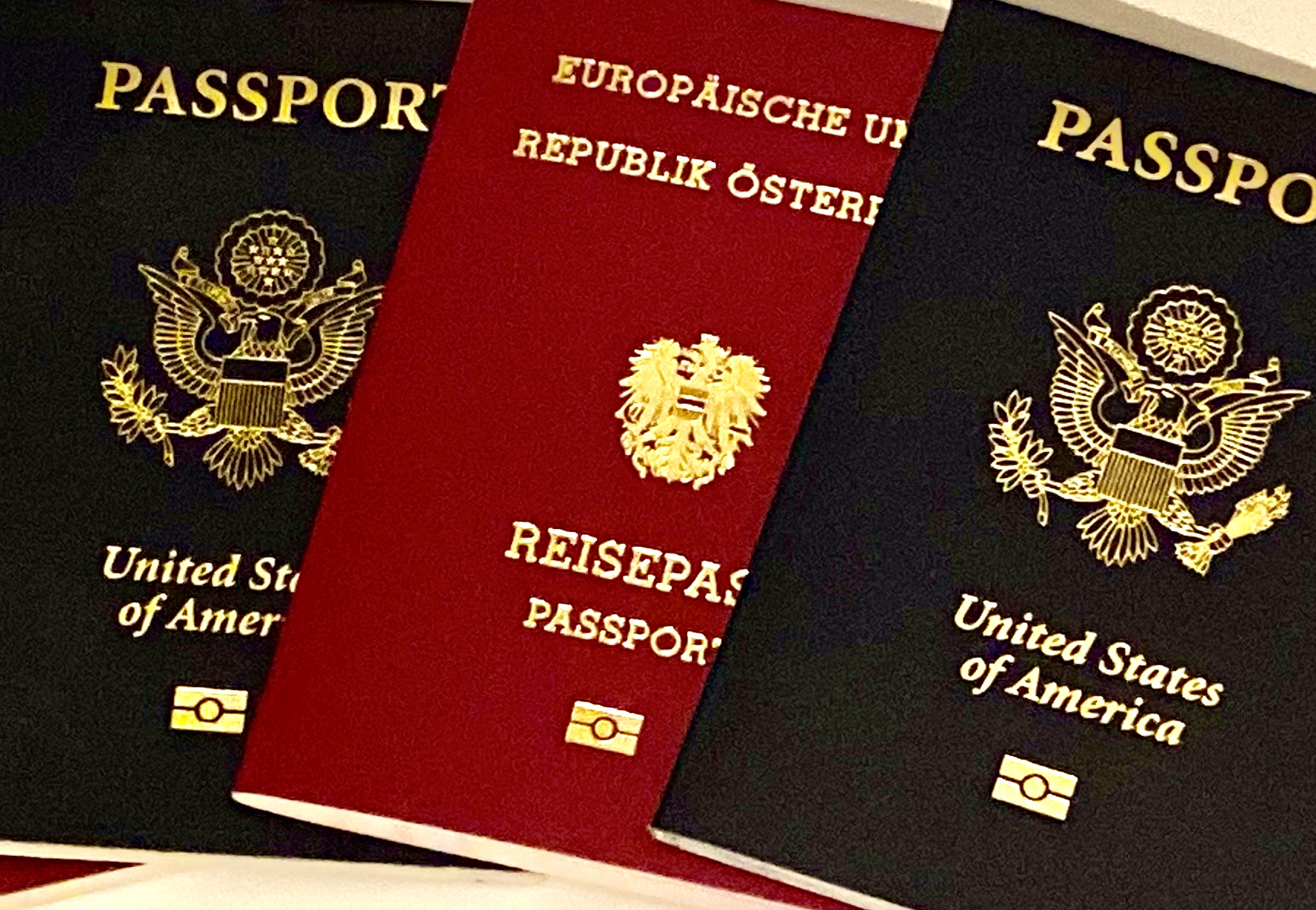 ¿Cuáles son los pasaportes más fuertes del mundo?