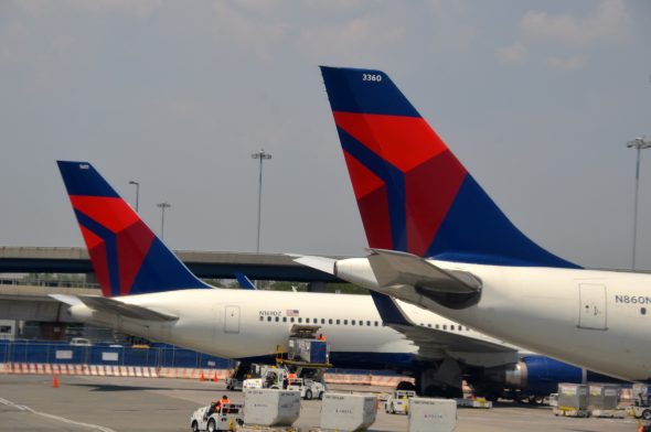 Airline Trade Has ‘$300 Billion of Unmet Demand’ But ‘That is the Most Tough Yr We Ever Had,’ Says Delta CEO